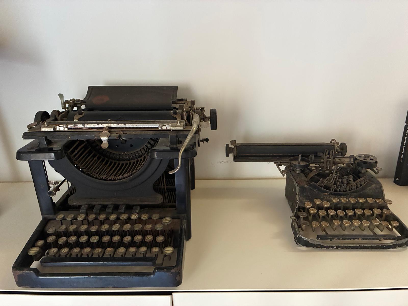 Macchine da scrivere storiche conservate nello Studio legale
